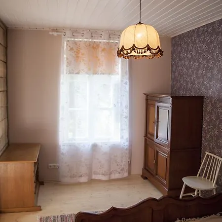 Vaike-mere Apartement