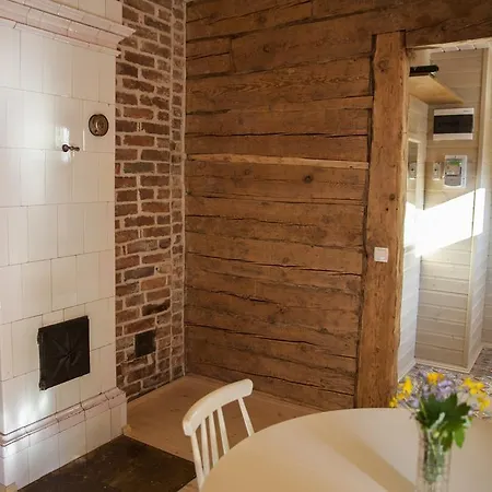 Vaike-mere Apartement
